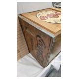 Wood Coke Crate with Divider Wood Coke Crate with Divider