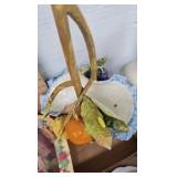 Handcrafted Fruit Motiff Vase, Lamp, ETC Handcrafted Fruit Motiff Vase, Lamp, ETC