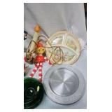 2 Flats S/P Shakers and various Vintage items 2 Flats S/P Shakers and various Vintage items