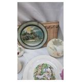 Ruffled Table Vase, Various Vintage Dishes Ruffled Table Vase, Various Vintage Dishes