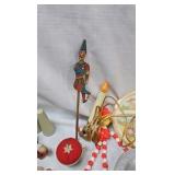 2 Flats S/P Shakers and various Vintage items 2 Flats S/P Shakers and various Vintage items