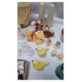 2 Flats S/P Shakers and various Vintage items 2 Flats S/P Shakers and various Vintage items