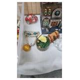 Vintage Christmas and Snow Village Pieces Vintage Christmas and Snow Village Pieces