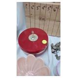 Ruffled Table Vase, Various Vintage Dishes Ruffled Table Vase, Various Vintage Dishes