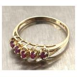 Vintage Women's 10K Gold Ring (1.33 grams total weight) - Size 7