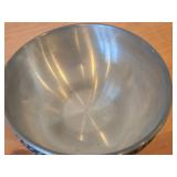 Vintage Pewter Footed Bowl by Vaga Norsk Tinn (Norway) / Ornate Rosemailing design / #31 3 1/2' x 6 1/2'