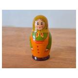 Vintage Handpainted Wooden Traditional Russian Matryoshka Nesting Doll Set of 4