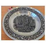 7 1/2' Christmas theme Pewter Collector's Plate by Astri Holthe (1983) (Norway)