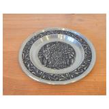 7 1/2' Christmas theme Pewter Collector's Plate by Astri Holthe (1990) (Norway)