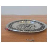 7 1/2' Christmas theme Pewter Collector's Plate by Astri Holthe (1991) (Norway)