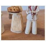 Lot of (4) Vintage Folk Art theme Authentic Hand Made Corn Husk Dolls