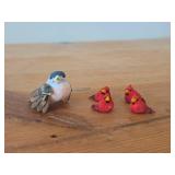 (4) Red Cardinal Figurines 1', (1) Mini Bird Figurine 2' long