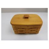 Longaberger Handwoven WoodCrafts Basket with Lid & Plastic Insert Included Longaberger Handwoven WoodCrafts Basket with Lid & Plastic Insert Included