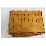 Longaberger Handwoven WoodCrafts Basket with Lid & Plastic Insert Included Longaberger Handwoven WoodCrafts Basket with Lid & Plastic Insert Included