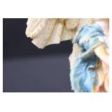 Angel Figurines (Pair) with Pedestal Plate - 8.5 in tall, 5.5 in wide Angel Figurines (Pair) with Pedestal Plate - 8.5 in tall, 5.5 in wide