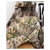 Cabela’s dry plus insulated bibs and jacket.size 3xl