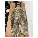 Cabela’s dry plus insulated bibs and jacket.size 3xl