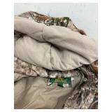 Cabelas dry plus insulated bibs and jacket. Jacket size 3x bibs size 2x