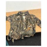 Browning camo button up
