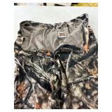 Gamehide camo hunting pants. Size 4xl