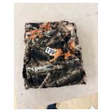 Gamehide camo hunting pants. Size 4xl