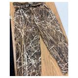 Camo hunting pants size 2xl