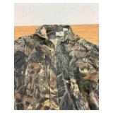 Mossy oak camo button up size large