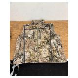 Cabelas camo vest size 2xl