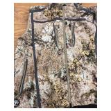 Cabelas camo vest size 2xl