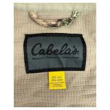 Cabelas camo vest size 2xl