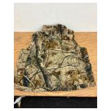 Cabelas camo vest size 2xl