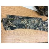 Mossy Oak camo jacket and pants size XL