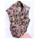 Cabelas Vest size 2XL