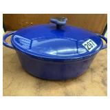 Enameled Dutch oven