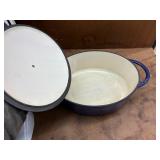 Enameled Dutch oven