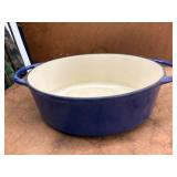 Enameled Dutch oven