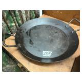 Lodge cast iron and Lodge Loaf pan