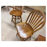 Set of 2 wooden high top Bar stools