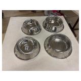 Set of 4 sturdy dog bowls