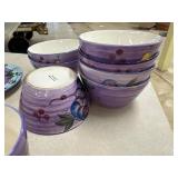Decorative purple dishware set