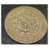 Banco de Mexico 5 Peso Banknotes & 20 Centavos Coins (Mexico 1960s-70s) Banco de Mexico 5 Peso Banknotes & 20 Centavos Coins (Mexico 1960s-70s)