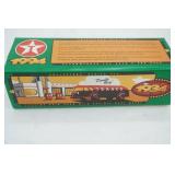 Ertl Texaco 1934 Diamond T Tanker "Doodle Bug" die cast coin bank