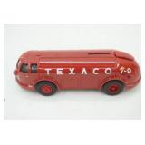 Ertl Texaco 1934 Diamond T Tanker "Doodle Bug" die cast coin bank