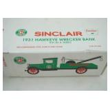 Vintage Ertl 1931 Sinclair Hawkeye Wrecker Bank. die cast metal 1/25 scale