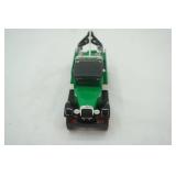Vintage Ertl 1931 Sinclair Hawkeye Wrecker Bank. die cast metal 1/25 scale