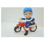 Vintage Atlantic Mold Company 1970s Figurine. 12" tall by 12