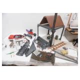 Mattel MX 16 Hydro Jet & Beach Blaster, Building