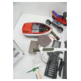 Mattel MX 16 Hydro Jet & Beach Blaster, Building