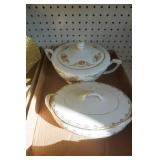 Collectible Vintage Ceramics, Porcelain and Christmas Decor