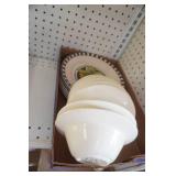 Collectible Vintage Ceramics, Porcelain and Christmas Decor